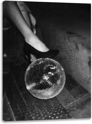 Canvas Print Wall Art Black and White High Heels on Disco Ball Fashion Poster Vintage Abstract Artwork Aesthetic Home Decor for Living Room Bathroom Bedroom Wall Art Framed20x30inch