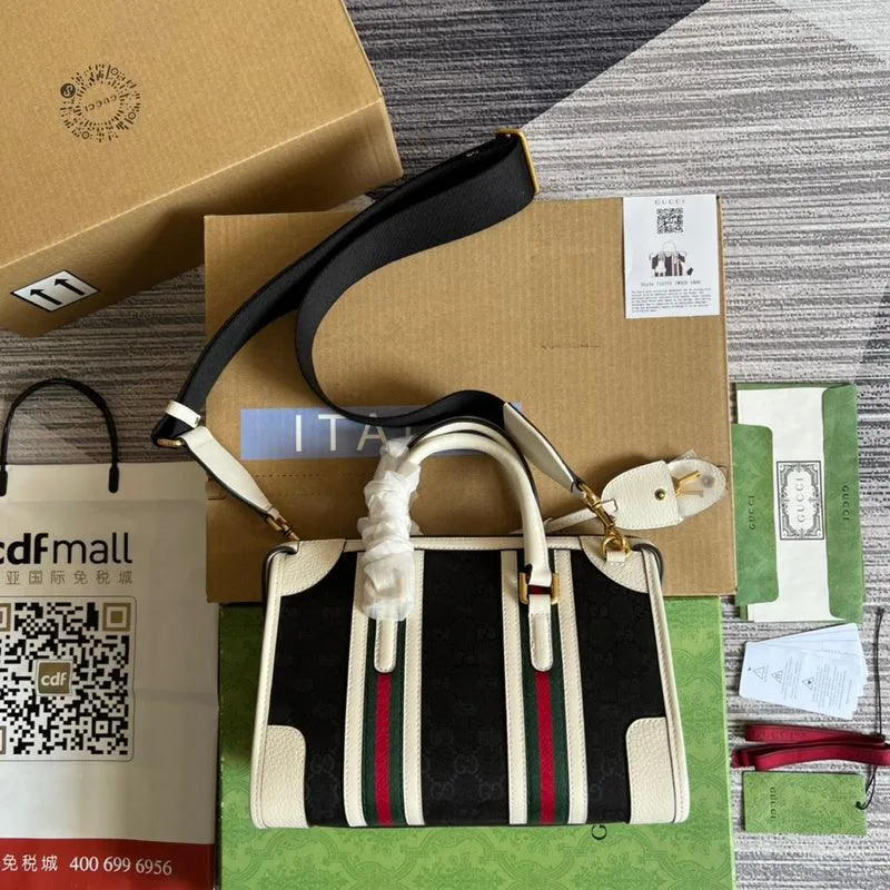 Charm - GG Bags - 1115