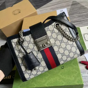 Charm - GG Bags - 1400