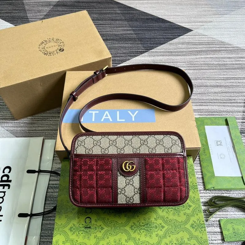 Charm - GG Bags - 213