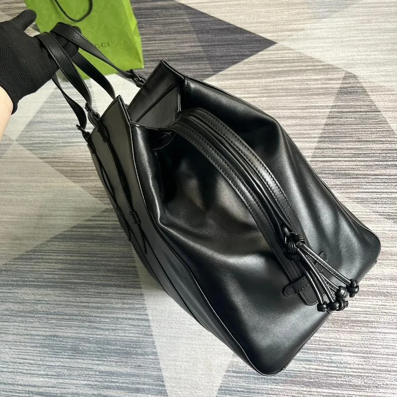 Charm - GG Bags - 560