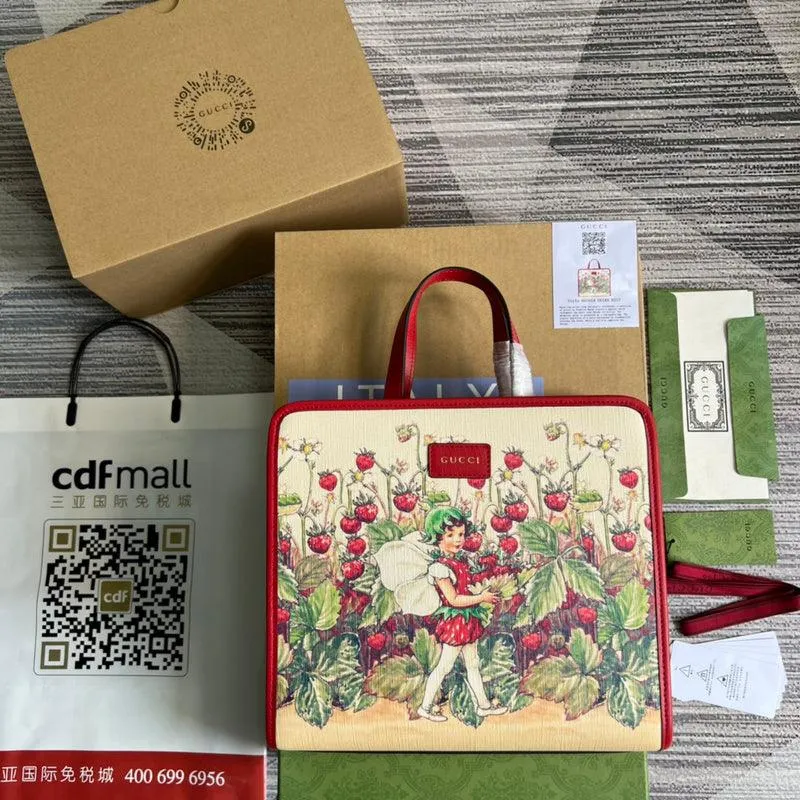 Charm - GG Bags - 977