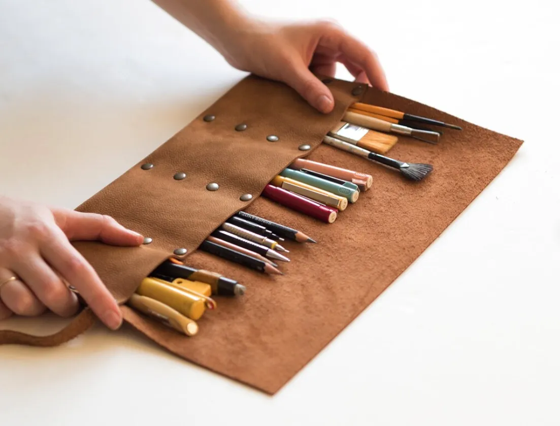Gehry Artist Tool Roll