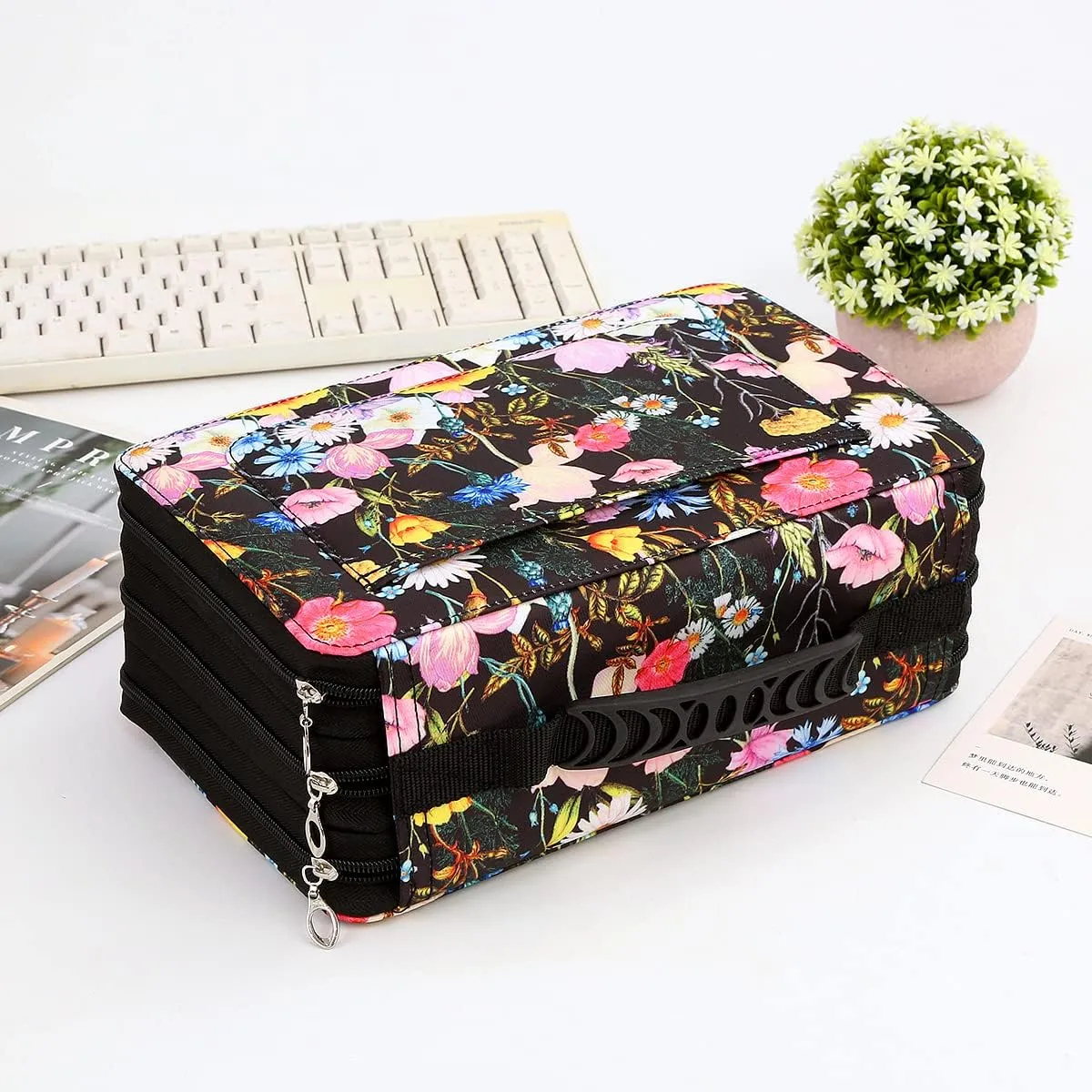 Lbxgap Marker Pen Organizer Case Lipstick Organizer 102 Slots Large Capacity with Handy Wrap Portable Multilayer Holder for Markers or Lipstick