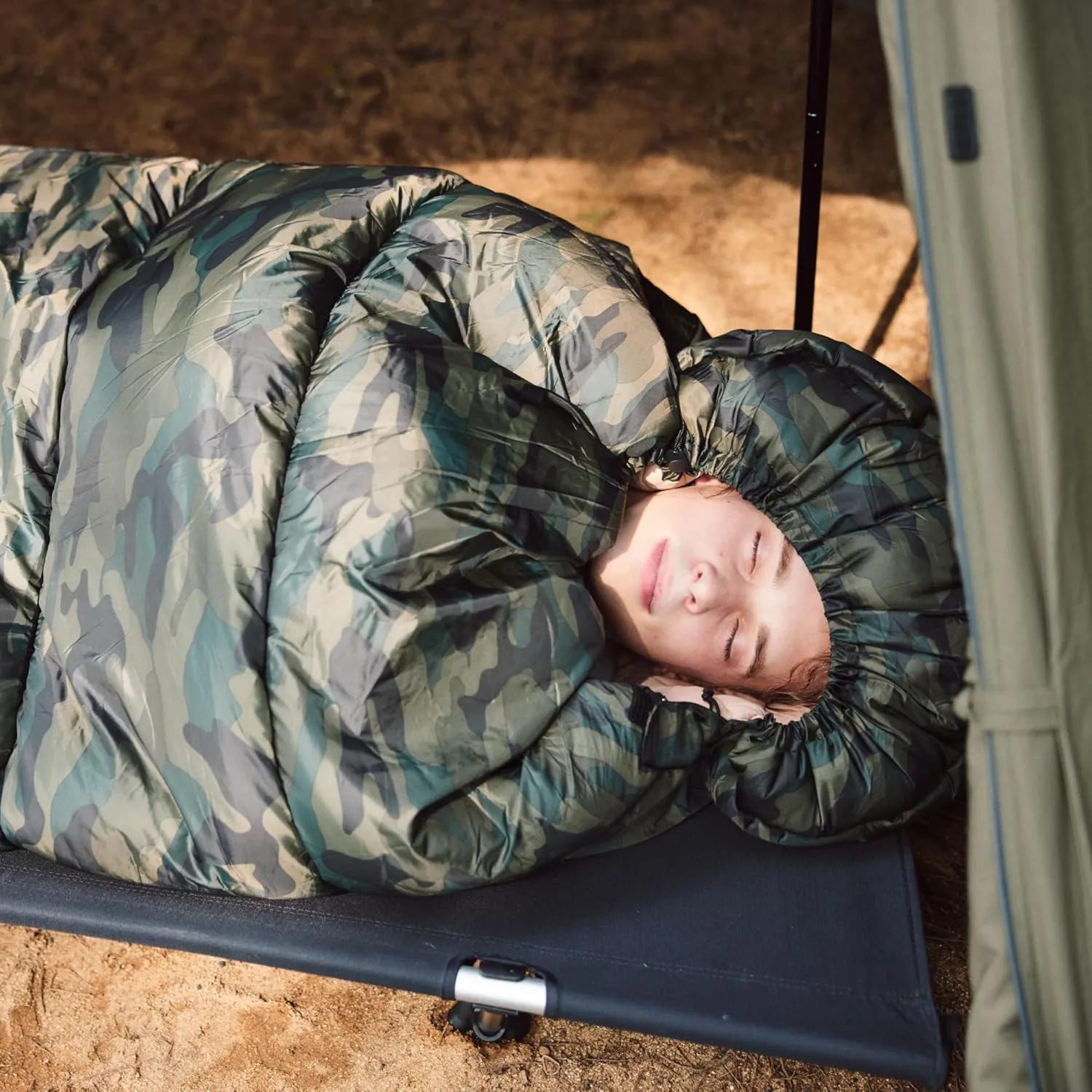 Naturehike Sleeping Bag for Adults with Hood, 33-53℉ Lightweight Hollow Cotton Sleeping Bag, 3 Seasons Waterproof Spliceable Sleeping Bags for Camping, Hiking, Traveling