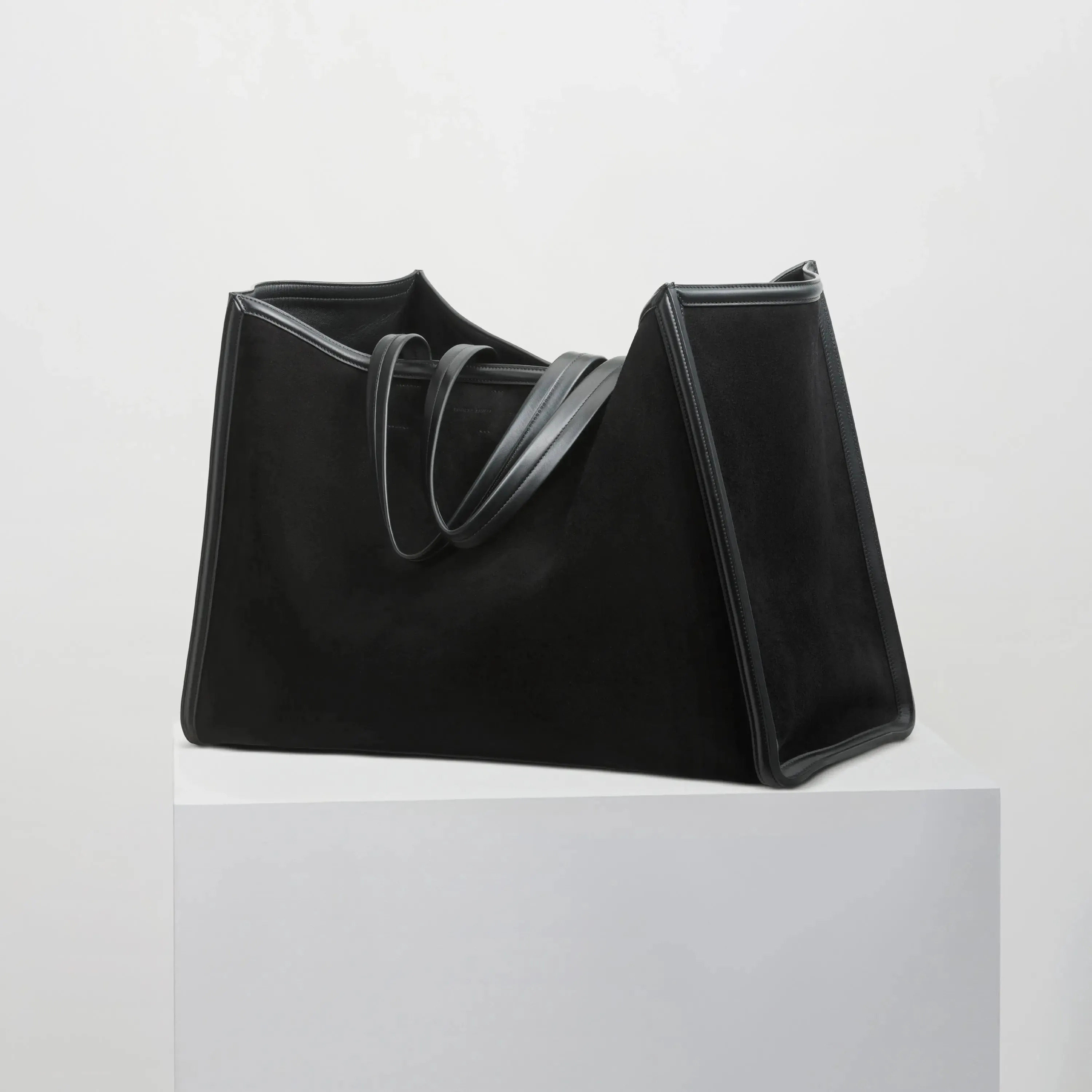 XL CABAS | black suede leather